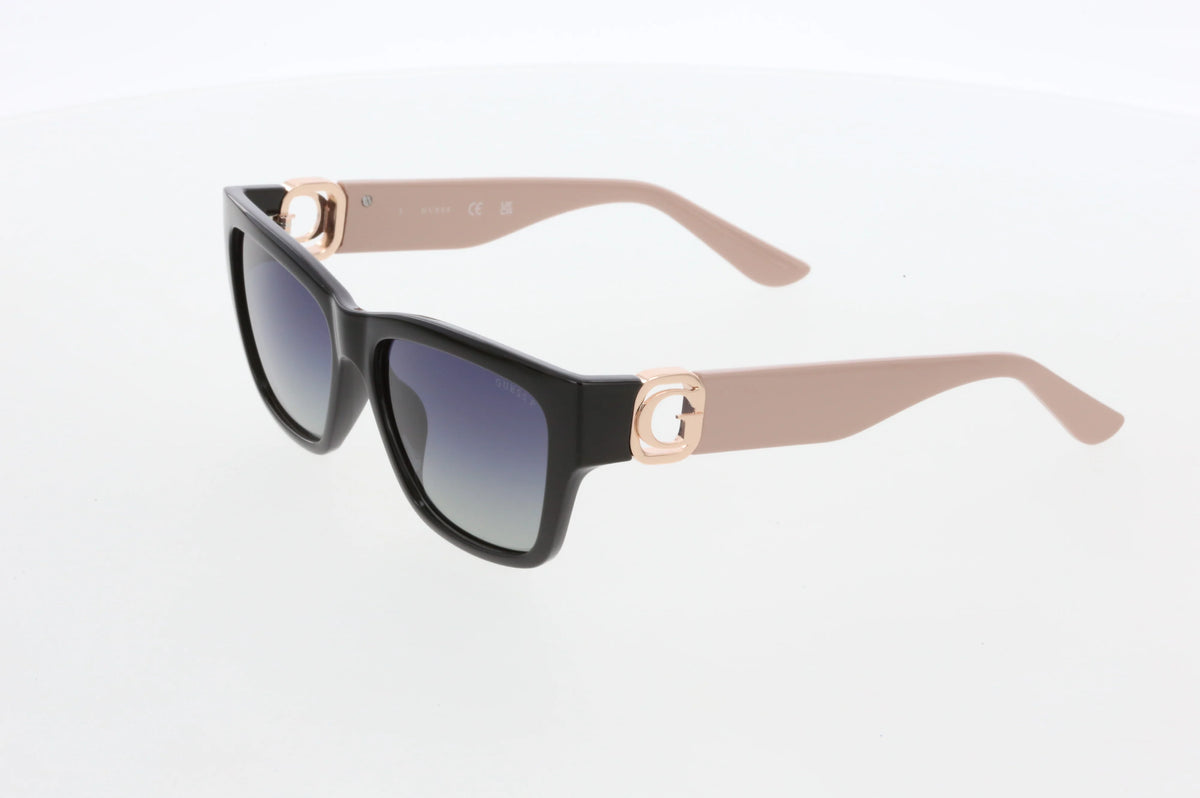 GUESS 00105 05D